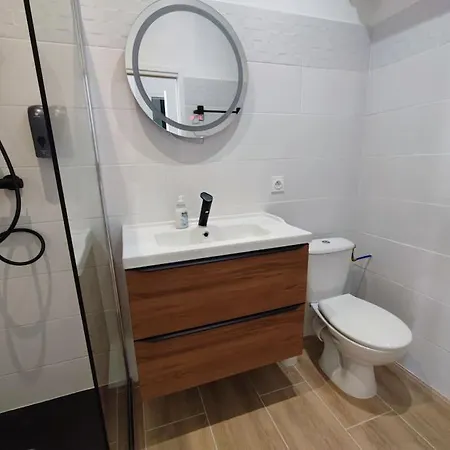 Escale Entre Cite Et Bastide Clim Wifi Smart Tv شقة *